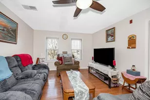 39 Broadway, Malden, MA 02148 - Photo 12
