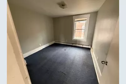 92 Dresser St, Southbridge, MA 01550 - Photo 10