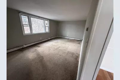 92 Dresser St, Southbridge, MA 01550 - Photo 4