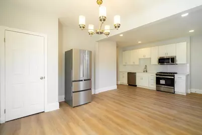 326 Hurley St #1, Cambridge, MA 02141 - Photo 4