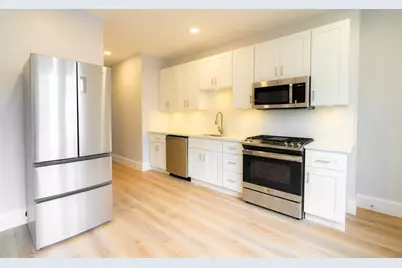 326 Hurley St #1, Cambridge, MA 02141 - Photo 2