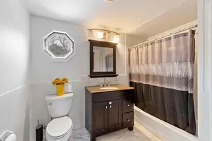 524 Merrimack St, Methuen, MA 01844 - Photo 16