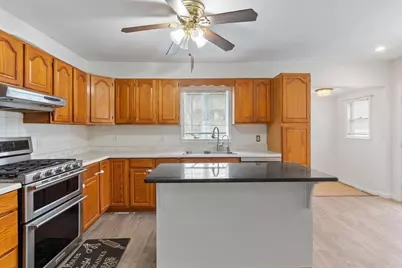 524 Merrimack Street, Methuen, MA 01844 - Photo 10