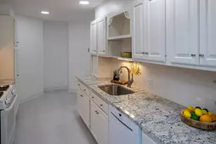 42 Cliffside Dr, Plymouth, MA 02360 - Photo 8