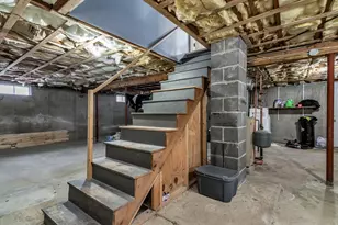 396 Oak St, Methuen, MA 01844 - Photo 38