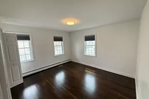 11 Barton St, Salem, MA 01970 - Photo 8