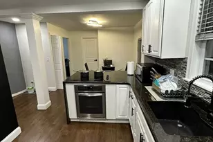 11 Barton St, Salem, MA 01970 - Photo 6