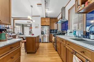 9 Dartmouth St, Somerville, MA 02145 - Photo 8