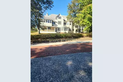 129 Morgan St, Holyoke, MA 01040 - Photo 2