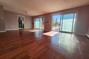 75 Edgelawn Ave, North Andover, MA 01845 - Photo 8