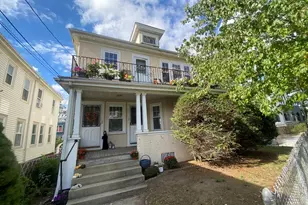 138 North St, Somerville, MA 02144 - Photo 2