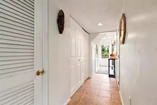 13 Circuit Ln, Watertown, MA 02472 - Photo 2