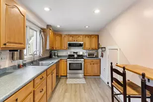 3 Rockland St, Gloucester, MA 01930 - Photo 12