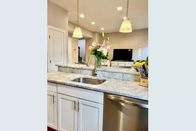 236 E Street #3, Boston, MA 02127 - Photo 8