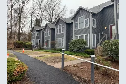 29 Amity Place #n/a, Amherst, MA 01002 - Photo 2