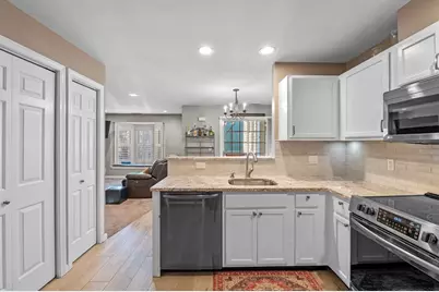 709 Gazebo Cir #709, Reading, MA 01867 - Photo 4