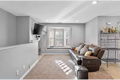 709 Gazebo Cir #709, Reading, MA 01867 - Photo 10