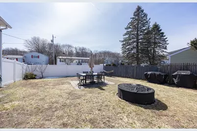 29 Westchester Dr, Lawrence, MA 01843 - Photo 28