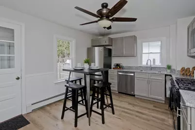 191 Laconia St, Springfield, MA 01129 - Photo 4