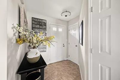 1316 Carriage Ln #1316, Taunton, MA 02780 - Photo 6