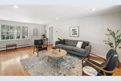 129 Greenwood St, Wakefield, MA 01880 - Photo 4