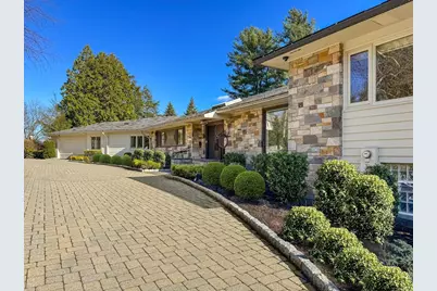 9 Singletree Road, Brookline, MA 02467 - Photo 1