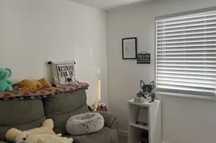 200 Crescent St, Fall River, MA 02720 - Photo 14