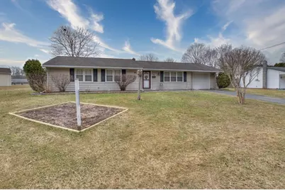 56 Burnside Dr, Swansea, MA 02777 - Photo 1