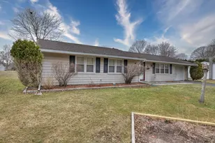 56 Burnside Dr, Swansea, MA 02777 - Photo 30