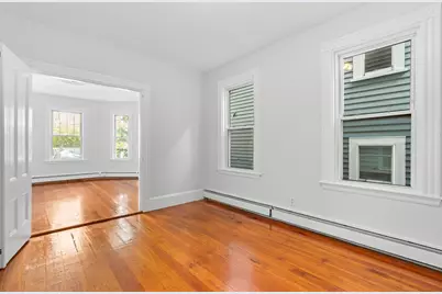 401 E 7th Street #1, Boston, MA 02127 - Photo 10