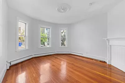 401 E 7th Street #1, Boston, MA 02127 - Photo 2