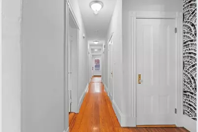 401 E 7th Street #1, Boston, MA 02127 - Photo 4