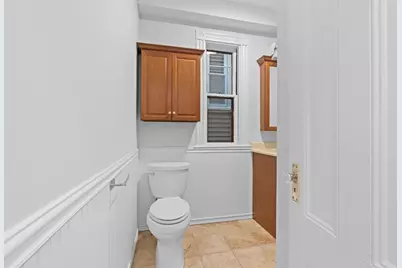 401 E 7th Street #1, Boston, MA 02127 - Photo 12