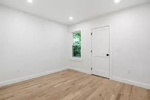 23 Murray Hill Rd, Medford, MA 02155 - Photo 16