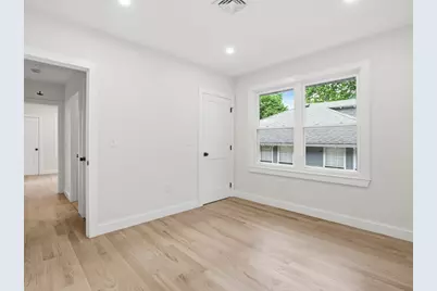 23 Murray Hill Rd, Medford, MA 02155 - Photo 12