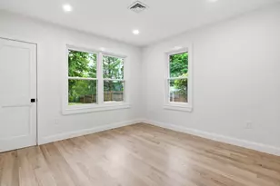 23 Murray Hill Rd, Medford, MA 02155 - Photo 14