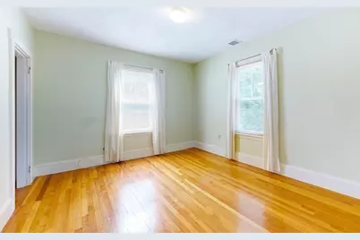 21 Robertson St, Quincy, MA 02169 - Photo 20