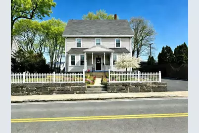 21 Robertson St, Quincy, MA 02169 - Photo 2