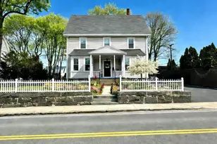 21 Robertson St, Quincy, MA 02169 - Photo 2