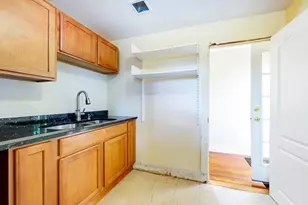 21 Robertson St, Quincy, MA 02169 - Photo 38