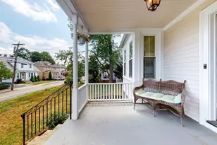 21 Robertson St, Quincy, MA 02169 - Photo 4