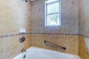 21 Robertson St, Quincy, MA 02169 - Photo 26