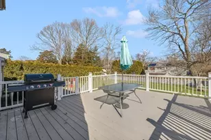 100 Evergreen Dr, Swansea, MA 02777 - Photo 36