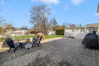 100 Evergreen Dr, Swansea, MA 02777 - Photo 32