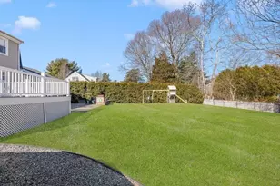 100 Evergreen Dr, Swansea, MA 02777 - Photo 38