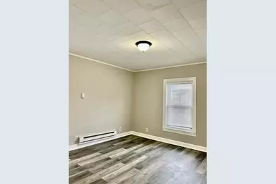 930 Lakeview, Lowell, MA 01850 - Photo 12