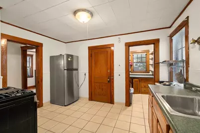 8-10 Henry Street, Brookline, MA 02445 - Photo 12