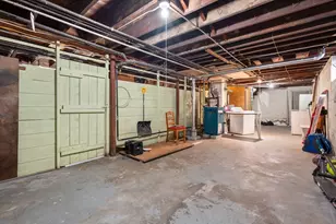 8-10 Henry St, Brookline, MA 02445 - Photo 18