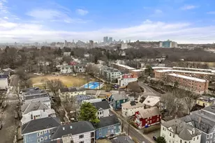 8-10 Henry St, Brookline, MA 02445 - Photo 20