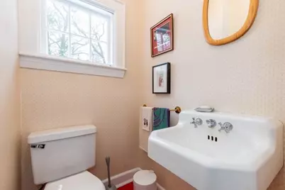 107 Day St, Newton, MA 02466 - Photo 8